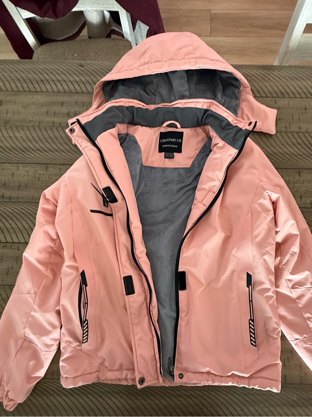 Chestnut Lane Women's Pink Hooded Ski Jacket